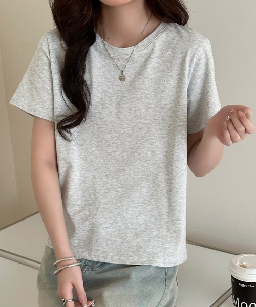 DAY CLOSET(デイ クローゼット)の「【ミドル丈/薄手】こなれて見えるノームコア。半袖 ラウンドネック Tシャツ レディース(Tシャツ/カットソー・レディース・ブラウン/ホワイト/杢グレー/ブラック・FREE)」の3枚目の写真