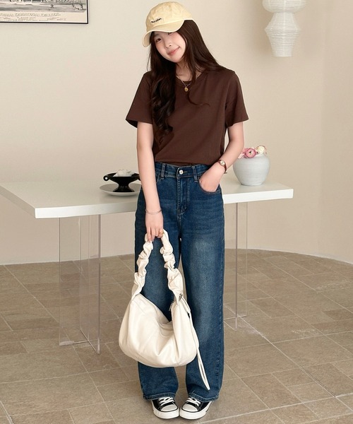 DAY CLOSET(デイ クローゼット)の「【ミドル丈/薄手】こなれて見えるノームコア。半袖 ラウンドネック Tシャツ レディース(Tシャツ/カットソー・レディース・ブラウン/ホワイト/杢グレー/ブラック・FREE)」の5枚目の写真