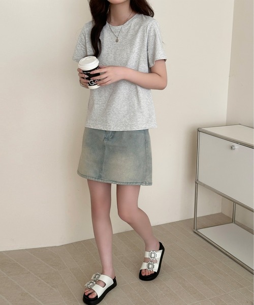 DAY CLOSET(デイ クローゼット)の「【ミドル丈/薄手】こなれて見えるノームコア。半袖 ラウンドネック Tシャツ レディース(Tシャツ/カットソー・レディース・ブラウン/ホワイト/杢グレー/ブラック・FREE)」の22枚目の写真