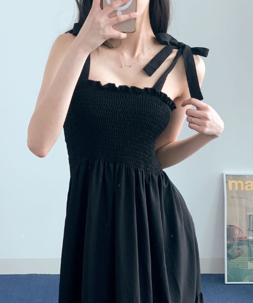 Emilie（エミリー）の「肩リボンキャミソールワンピース（ワンピース・レディース・ピンク/アイボリー/ブラック/ライトブルー・FREE）」の6枚目の写真