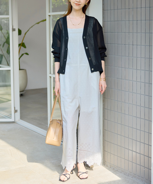 SLOBE IENA(スローブイエナ)の「エンブロイダリーレースサロペット(サロペット/オーバーオール・レディース・ブラック/ホワイト・FREE)」の2枚目の写真