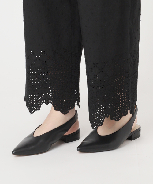 SLOBE IENA(スローブイエナ)の「エンブロイダリーレースサロペット(サロペット/オーバーオール・レディース・ブラック/ホワイト・FREE)」の19枚目の写真