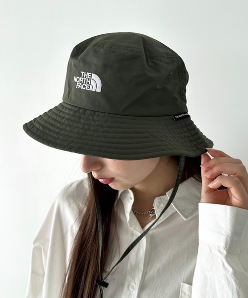 THE NORTH FACE(ザノースフェイス)の「THE NORTH FACE(ザ・ノースフェイス)/吸湿速乾 冷感素材 ナイロンバケットハット サファリハット アドベンチャーハット ロゴ刺繍/TNF LIGHT BUCKET HAT(ハット・レディース・カーキ/ベージュ/ブラック・L/M)」の20枚目の写真