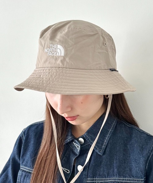 THE NORTH FACE(ザノースフェイス)の「THE NORTH FACE(ザ・ノースフェイス)/吸湿速乾 冷感素材 ナイロンバケットハット サファリハット アドベンチャーハット ロゴ刺繍/TNF LIGHT BUCKET HAT(ハット・レディース・カーキ/ベージュ/ブラック・L/M)」の11枚目の写真