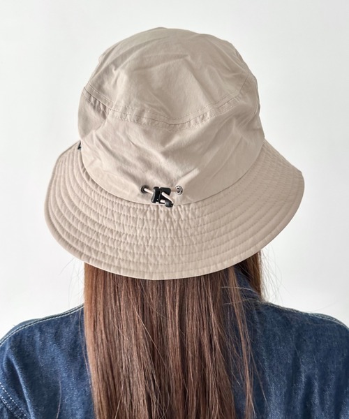 THE NORTH FACE(ザノースフェイス)の「THE NORTH FACE(ザ・ノースフェイス)/吸湿速乾 冷感素材 ナイロンバケットハット サファリハット アドベンチャーハット ロゴ刺繍/TNF LIGHT BUCKET HAT(ハット・レディース・カーキ/ベージュ/ブラック・L/M)」の16枚目の写真