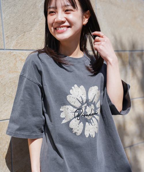 ATELANE(アテレーン)の「ATELANE / ピグメント/刺繍/Tシャツ/アソート(Tシャツ/カットソー・メンズ・ブラック/オフホワイト・MEDIUM/LARGE)」の1枚目の写真