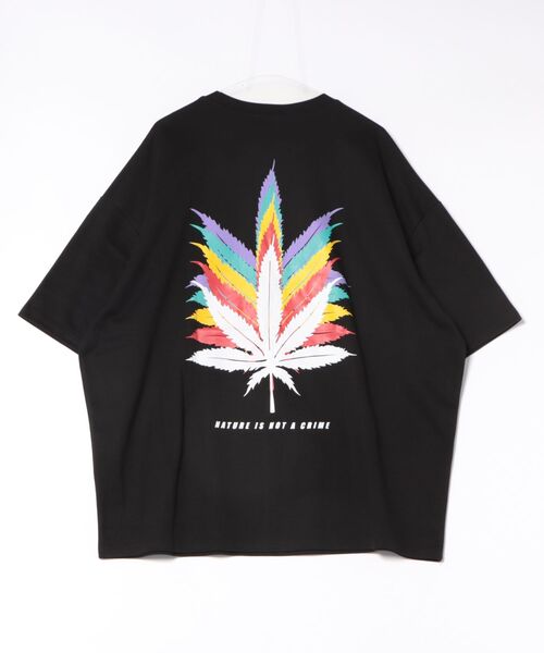 a.p.o.v.(エーピーオービー)の「a.p.o.v. レインボーマリファナバックビッグプリントオーバーサイズTシャツ(Tシャツ/カットソー・メンズ・ブラック/ホワイト・ONESIZE)」の3枚目の写真