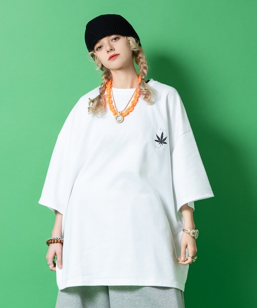 a.p.o.v.(エーピーオービー)の「a.p.o.v. レインボーマリファナバックビッグプリントオーバーサイズTシャツ(Tシャツ/カットソー・メンズ・ブラック/ホワイト・ONESIZE)」の7枚目の写真