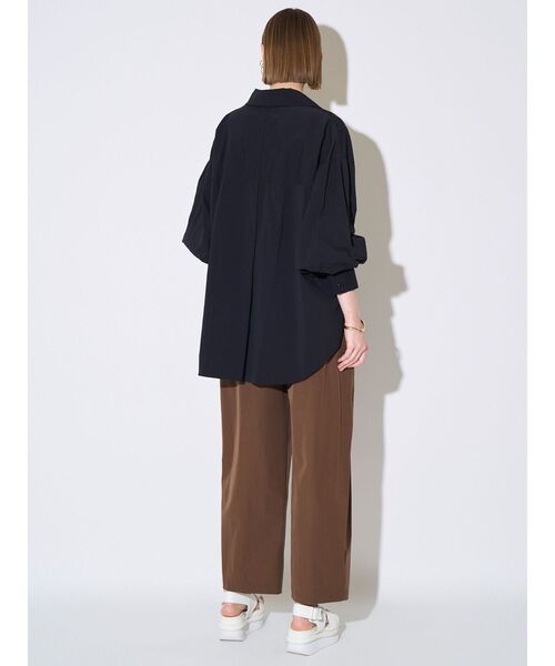 ELENDEEK（エレンディーク）の「RASH GUARDS SH BZ（ブルゾン・レディース・ブラック/ブルー/オフホワイト/ピンク・FREE）」の15枚目の写真