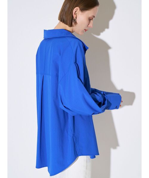 ELENDEEK（エレンディーク）の「RASH GUARDS SH BZ（ブルゾン・レディース・ブラック/ブルー/オフホワイト/ピンク・FREE）」の11枚目の写真