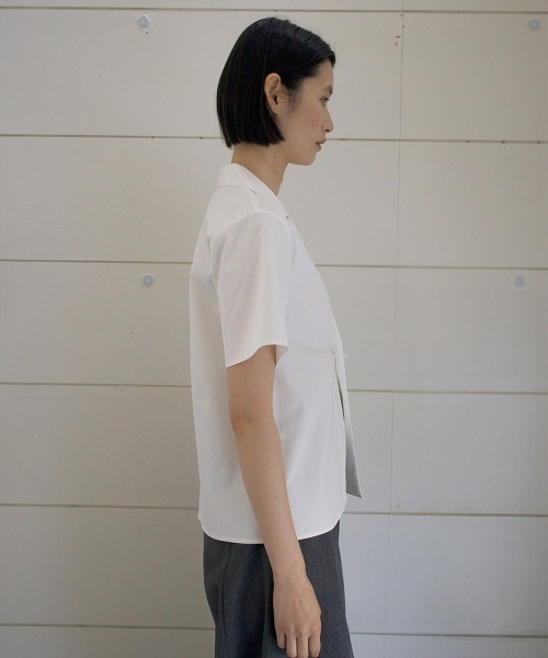 TELOPLAN（テーロプラン）の「【TELOPLAN】26SS新作 Avni Open Collar Shirt / アヴニオープンカラーシャツ（シャツ/ブラウス・レディース・カーキ系/White・ONE SIZE）」の10枚目の写真