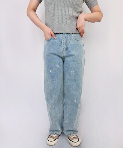 frunco（フランコ）の「リボン刺繍デニムパンツ（デニムパンツ・レディース・ブルー・FREE）」の6枚目の写真