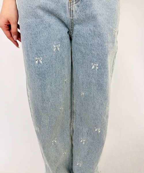 frunco（フランコ）の「リボン刺繍デニムパンツ（デニムパンツ・レディース・ブルー・FREE）」の12枚目の写真