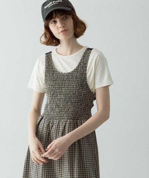 URBAN RESEARCH Sonny Label(アーバンリサーチサニーレーベル)の「サマーチェックシャーリングキャミワンピース(ワンピース・レディース・ブラック/ブラウン・FREE)」の3枚目の写真