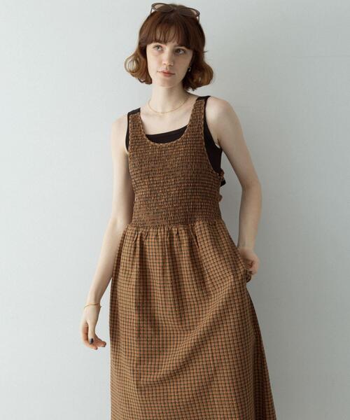 URBAN RESEARCH Sonny Label(アーバンリサーチサニーレーベル)の「サマーチェックシャーリングキャミワンピース(ワンピース・レディース・ブラック/ブラウン・FREE)」の18枚目の写真