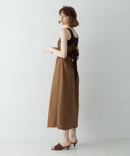 URBAN RESEARCH Sonny Label(アーバンリサーチサニーレーベル)の「サマーチェックシャーリングキャミワンピース(ワンピース・レディース・ブラック/ブラウン・FREE)」の21枚目の写真