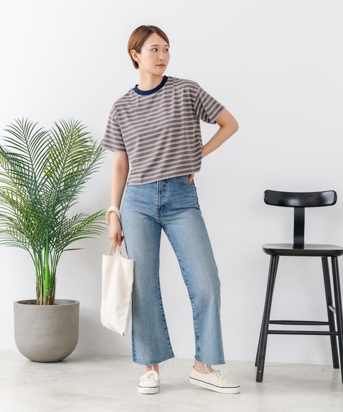 fort point（フォーポイント）の「【C-FORT POINT/フォートポイント】【ハイウエストと相性抜群！】 ボーダークロップド丈Ｔシャツ 細ボーダー 韓国ファッション スタイルアップ 短丈（Tシャツ/カットソー・レディース・ブラック/ブラウン/オフホワイト/ブルー・FREE）」の16枚目の写真