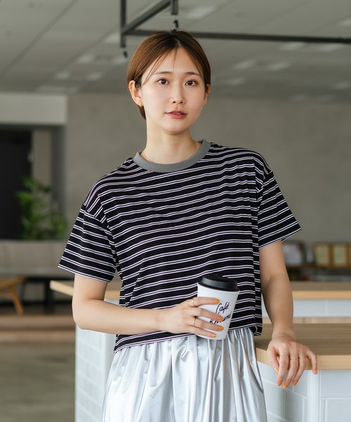 fort point（フォーポイント）の「【C-FORT POINT/フォートポイント】【ハイウエストと相性抜群！】 ボーダークロップド丈Ｔシャツ 細ボーダー 韓国ファッション スタイルアップ 短丈（Tシャツ/カットソー・レディース・ブラック/ブラウン/オフホワイト/ブルー・FREE）」の8枚目の写真