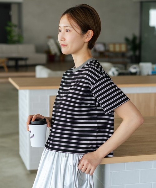 fort point（フォーポイント）の「【C-FORT POINT/フォートポイント】【ハイウエストと相性抜群！】 ボーダークロップド丈Ｔシャツ 細ボーダー 韓国ファッション スタイルアップ 短丈（Tシャツ/カットソー・レディース・ブラック/ブラウン/オフホワイト/ブルー・FREE）」の11枚目の写真