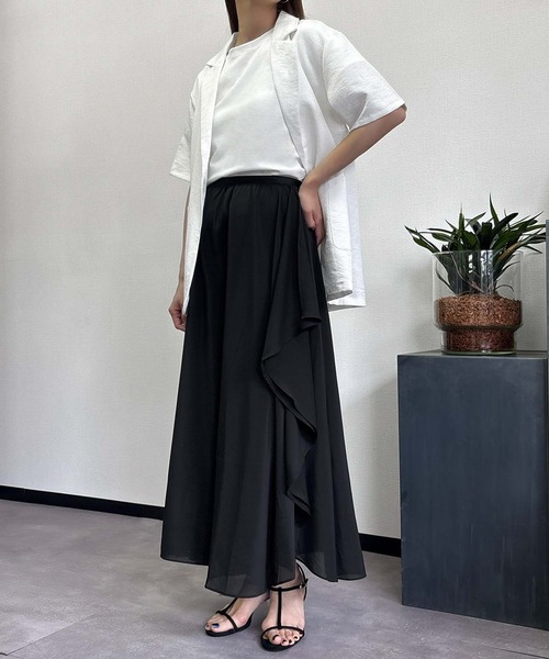 LOWO(ロワ)の「S~L展開 / 普段使いからパーティーまで。上品フリルスカート(スカート・レディース・アイボリー/ブラック・S/M/L)」の4枚目の写真