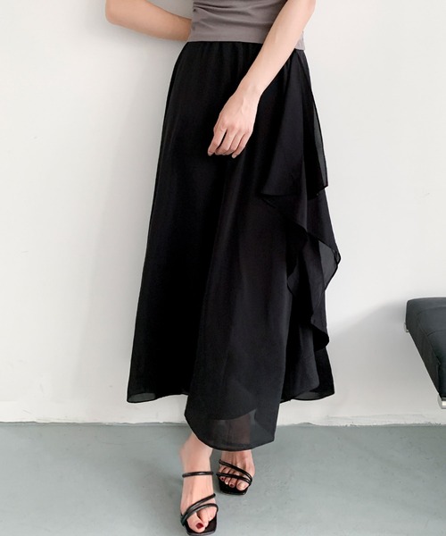 LOWO(ロワ)の「S~L展開 / 普段使いからパーティーまで。上品フリルスカート(スカート・レディース・アイボリー/ブラック・S/M/L)」の15枚目の写真