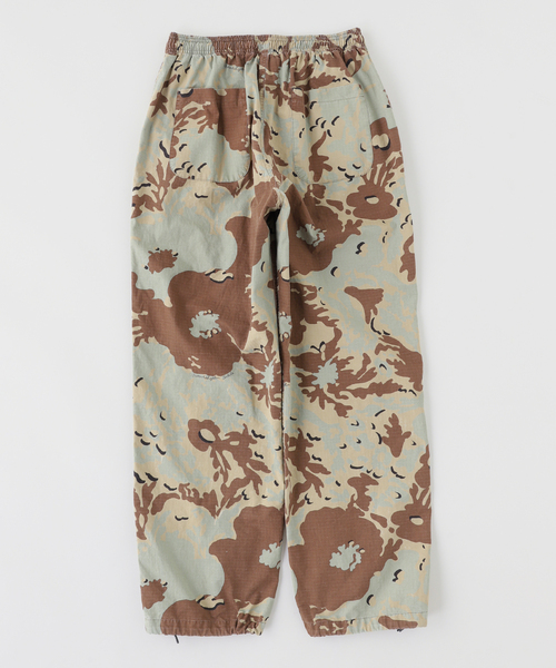 JOURNAL STANDARD（ジャーナルスタンダード）の「NOMARHYTHM / ノーマリズム Camo Flower Double Knee Pants（その他パンツ・メンズ・ベージュ・SMALL/MEDIUM）」の5枚目の写真