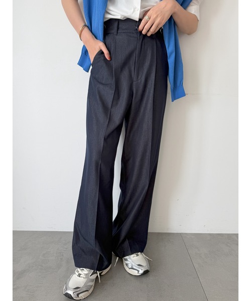 Te chichi（テチチ）の「デニムライクシルキータッチワイドパンツ（その他パンツ・レディース・ネイビー/ブルー・M/S）」の2枚目の写真