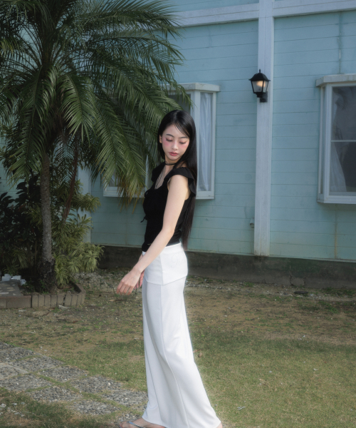 ROSEFRANTZ（ロゼフランツ）の「Ribbon Shirring Sleeveless [Black]（Tシャツ/カットソー・レディース・ブラック・OS）」の4枚目の写真