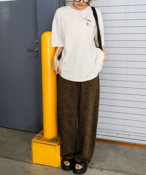 SpRay(スプレイ)の「ポテトおばけBIG Tシャツ(Tシャツ/カットソー・レディース・ブラック/ブラウン/オフホワイト/アイボリー/オートミール・FREE)」の19枚目の写真