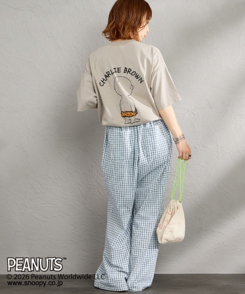 PEANUTS（ピーナッツ）の「[PEANUTS×JEANS FACTORY/ピーナッツ×ジーンズ ファクトリー] チャーリー・ブラウン / 刺繍プリントTシャツ（Tシャツ/カットソー・レディース・スミクロ/グレイッシュベージュ/ホワイト・S/M/L）」の11枚目の写真