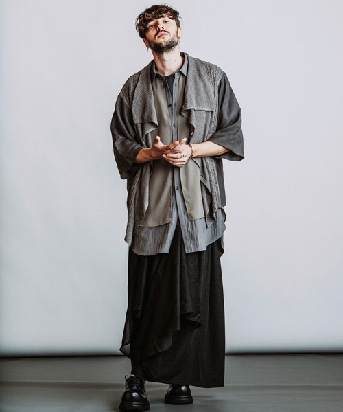 NO ID.(ノーアイディ)の「【NO ID.】Docking Off Turtle Sheer Knit Cardigan / ドッキング オフタートル シアー ニット カーディガン(カーディガン/ボレロ・メンズ・グレー/ブラック・ONE SIZE)」の6枚目の写真
