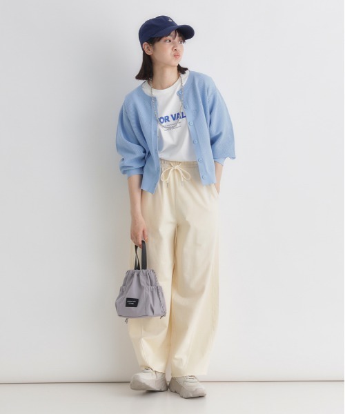 Right-on（ライトオン）の「HONEYSUCKLE ROSE(ハニーサックルローズ)メッシュカーディガン（カーディガン/ボレロ・レディース・キナリ/ブルー/ブラック・M/L）」の11枚目の写真