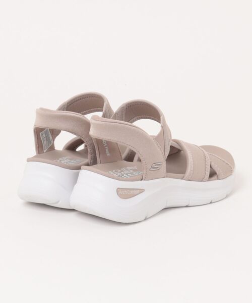 SKECHERS（スケッチャーズ）の「SKECHERS スケッチャーズ SWIFT FIT スウィフトフィット ARCH COMFORT 2.0-ENDLESS HOLIDAY 軽量 レディースサンダル(アーチコンフォート) 898094（サンダル・レディース・ブラック×ブラック/ベージュ/パープル系その他・23.0cm/24.0cm/25.0cm/26.0cm）」の4枚目の写真