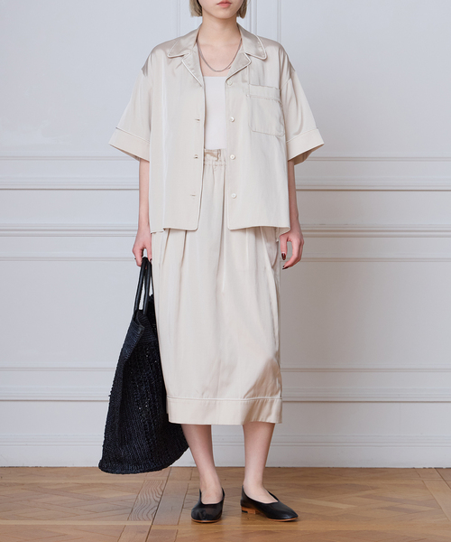 IENA LA BOUCLE(イエナラブークル)の「IENA LA BOUCLE サテン半袖シャツ(シャツ/ブラウス・レディース・ブラック/ベージュ系その他・FREE)」の18枚目の写真