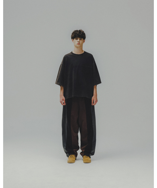 ANGLAN（アングラン）の「Washed Wide Pocket Crop Tee - Black（Tシャツ/カットソー・メンズ・その他・1/2）」の4枚目の写真