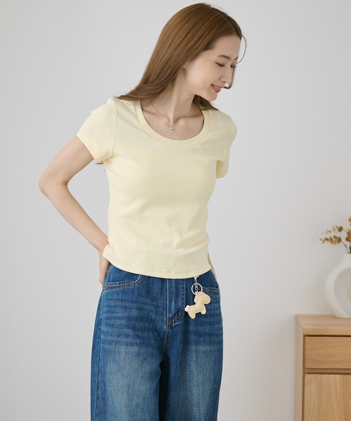 DAYRA(デイラ)の「バック カット デザイン リブ 半袖 トップス(Tシャツ/カットソー・レディース・ホワイト/チャコールグレー/ライトグレー/ブラック/ピンク/イエロー・FREE)」の17枚目の写真