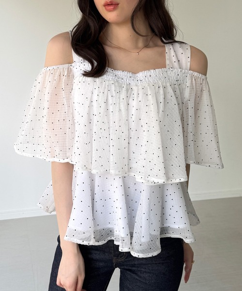 junoah（ジュノア）の「シアードットフリルトップス（シャツ/ブラウス・レディース・アイボリー/ホワイト/ブラック・SMALL/MEDIUM/LARGE）」の7枚目の写真