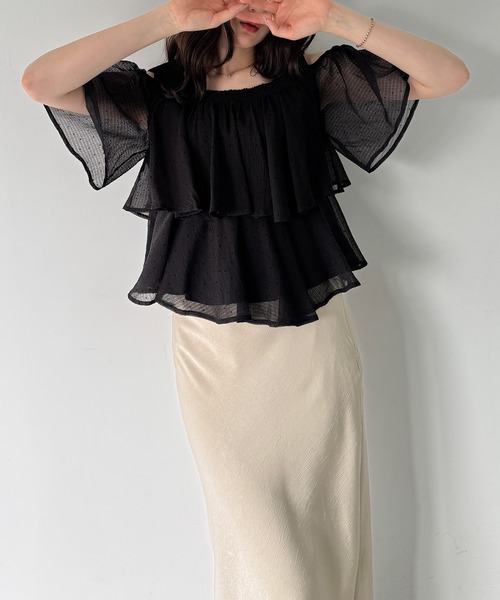 junoah（ジュノア）の「シアードットフリルトップス（シャツ/ブラウス・レディース・アイボリー/ホワイト/ブラック・SMALL/MEDIUM/LARGE）」の9枚目の写真