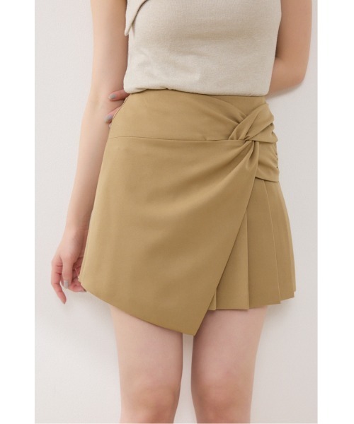 rienda（リエンダ）の「カシュクールプリーツジャストウエストミニスカート 春服 夏服（スカート・レディース・ベージュ/グリーン/ブラック・MEDIUM/SMALL/X-SMALL）」の3枚目の写真