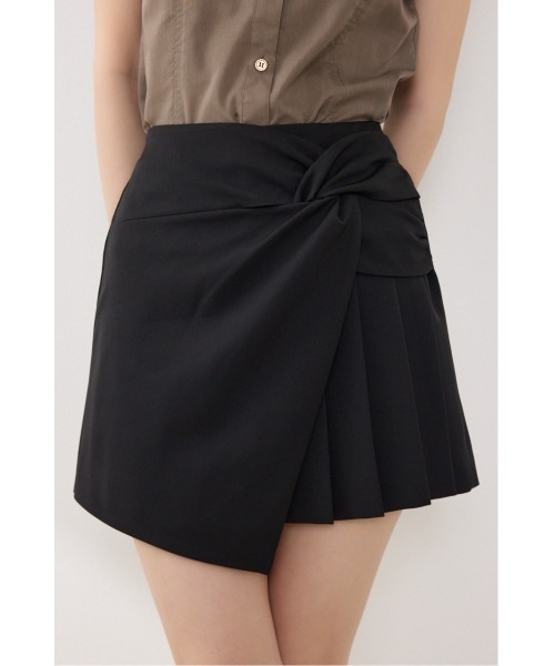 rienda（リエンダ）の「カシュクールプリーツジャストウエストミニスカート 春服 夏服（スカート・レディース・ベージュ/グリーン/ブラック・MEDIUM/SMALL/X-SMALL）」の2枚目の写真