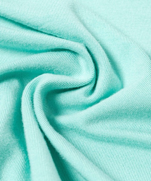 FEKETE(フェケテ)の「minimal camisole / ストレッチキャミソール(キャミソール・レディース・ターコイズブルー/ピンク/ブラック・SMALL/LARGE/MEDIUM)」の6枚目の写真