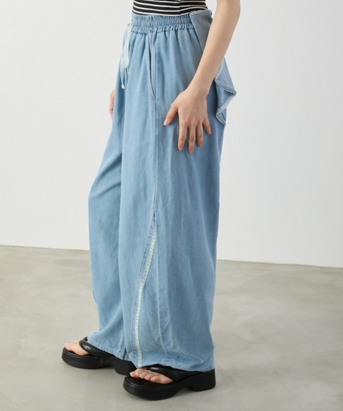 P.V.T(ピーブイティー)の「バックリボンカーブパンツ(デニムパンツ・レディース・サックスブルー/ブラック・M)」の8枚目の写真
