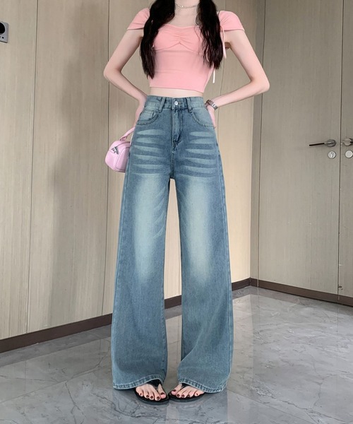 LUCPY(ラクピー)の「ヴィンテージウォッシュハイウエストワイドデニム(デニムパンツ・レディース・ブルー・MEDIUM/LARGE/SMALL)」の2枚目の写真