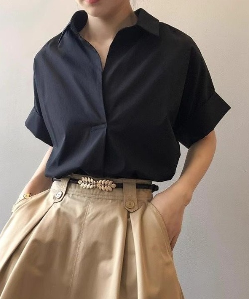LADY LIKE(レディライク)の「【春夏新作】ボタンレスゆったり半袖シャツ(シャツ/ブラウス・レディース・ブラック/ホワイト/ベージュ・M)」の11枚目の写真