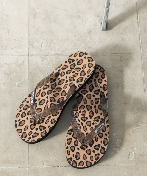Locals(ローカルズ)の「【LOCALS(ローカルズ)】別注レオパードビーチサンダル(サンダル・メンズ・その他1・SMALL/MEDIUM/LARGE)」の4枚目の写真