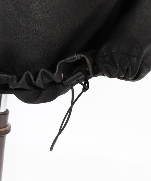 CAMBIO(カンビオ)の「mj11657- Vintage Finish Faux Leather Layered Hood Jacket レイヤードフードジャケット(MIU-262-005)(ブルゾン・メンズ・ブラウン/ブラック・L/M/S)」の11枚目の写真