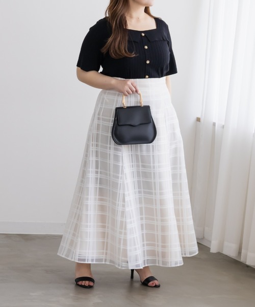 CLETTE(クレット)の「CLETTEオリジナルスクエアネックリブニットプルオーバー(ニット/セーター・レディース・パープル/グリーン/ブラック・LL/4L/3L)」の5枚目の写真