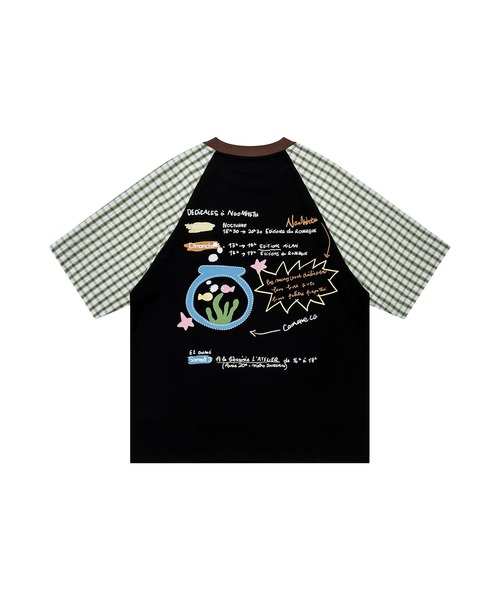 HOOK(フック)の「HOOK アクアリウム × 手書き文字風プリント チェック切替ラグランビッグシルエットT(Tシャツ/カットソー・メンズ・ライトベージュ/ブラック・FREE)」の10枚目の写真