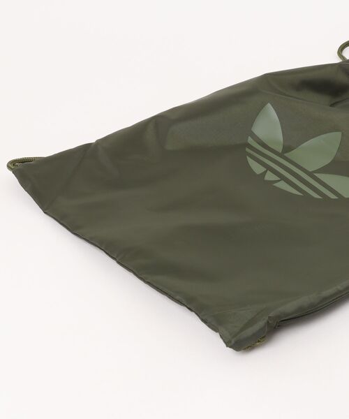 adidas(アディダス)の「adidas アディダス U ADICOLOR GYMSACK バッグ KU8068 NIGHTCARGO(ボディバッグ/ウエストポーチ・メンズ・ブラウン・FREE)」の3枚目の写真