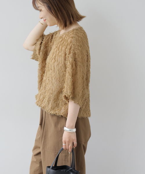 JOURNAL STANDARD relume(ジャーナルスタンダード レリューム)の「シアーカットジャガードTブラウス(シャツ/ブラウス・レディース・ベージュ/ブラック・FREE)」の15枚目の写真